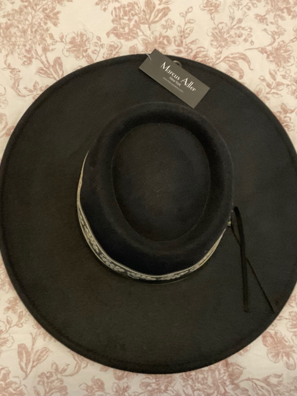 Marcus Adler Hat
